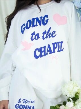 White 'To the Chapel' Graphic Sweatshirt